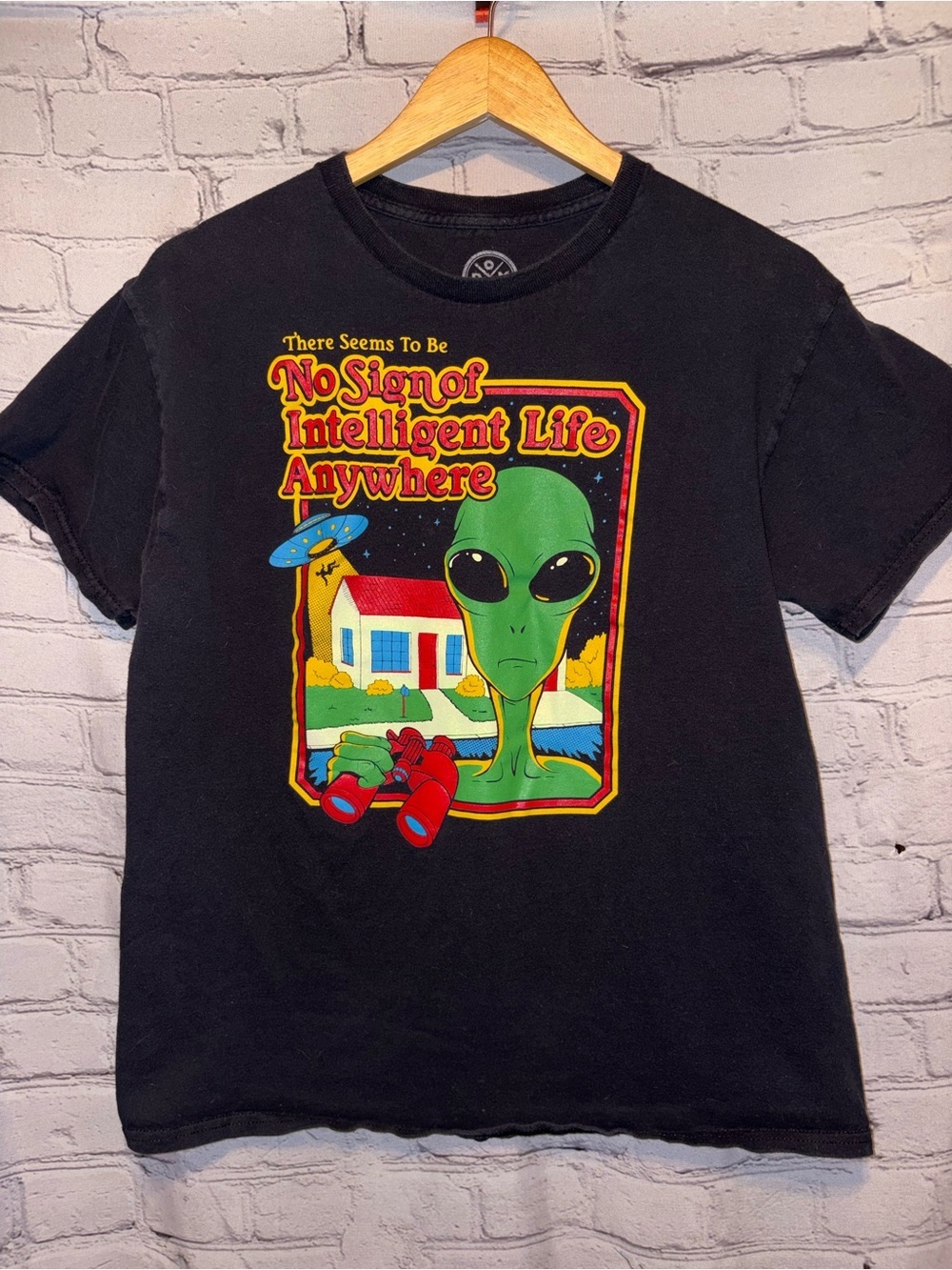 Alien “There Seems To Be No Signs Of Intelligent Life Anywhere” Space Retro - Picture 5 of 7